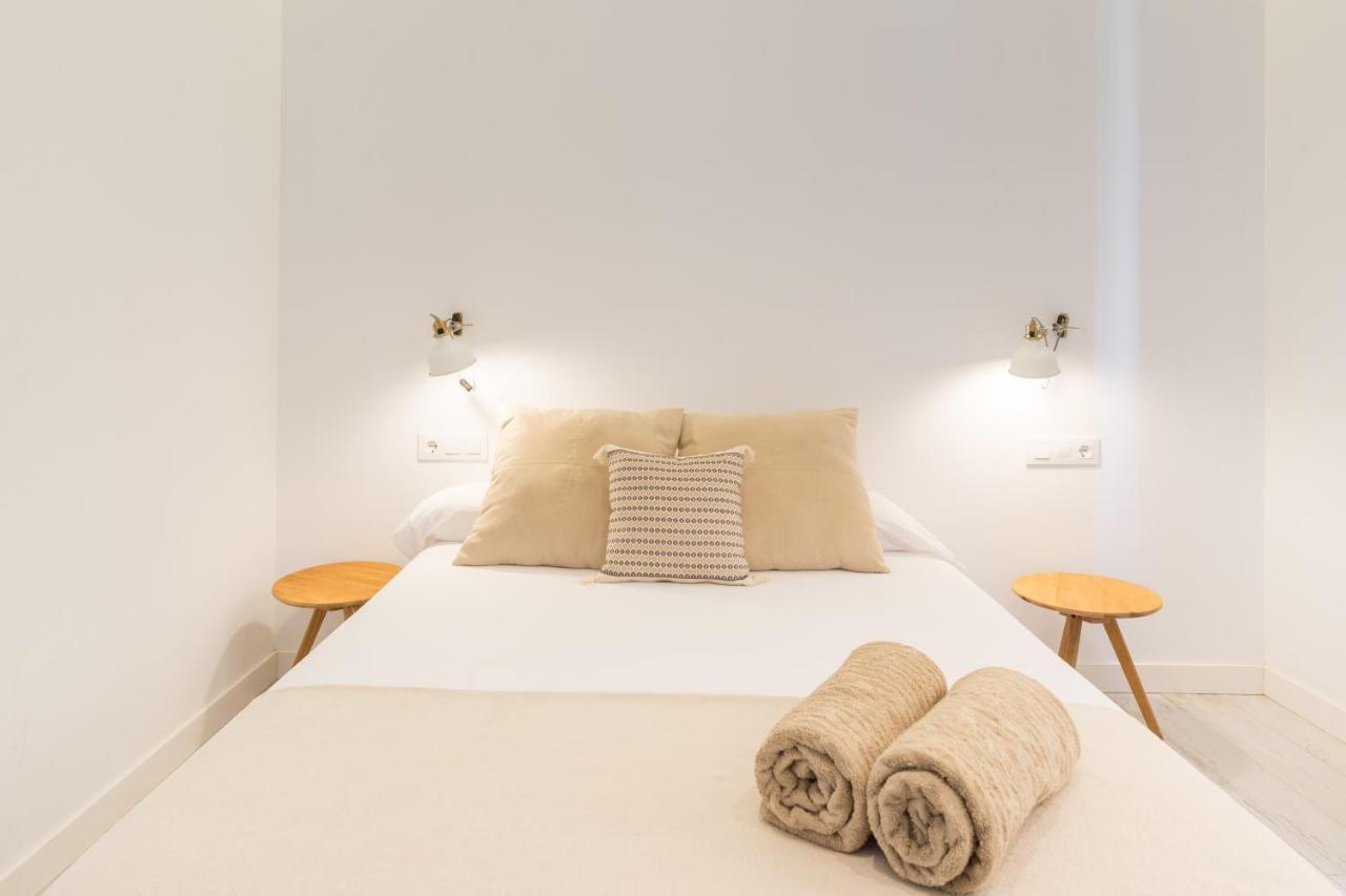 Bhost-Plaza De Las Flores Malaga Ngoại thất bức ảnh